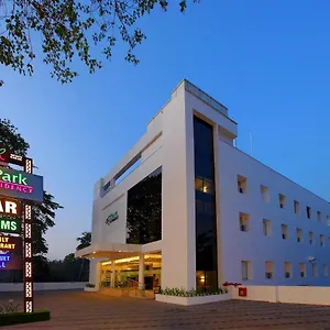 *** Hotel Park Residency Kuttiyadi India